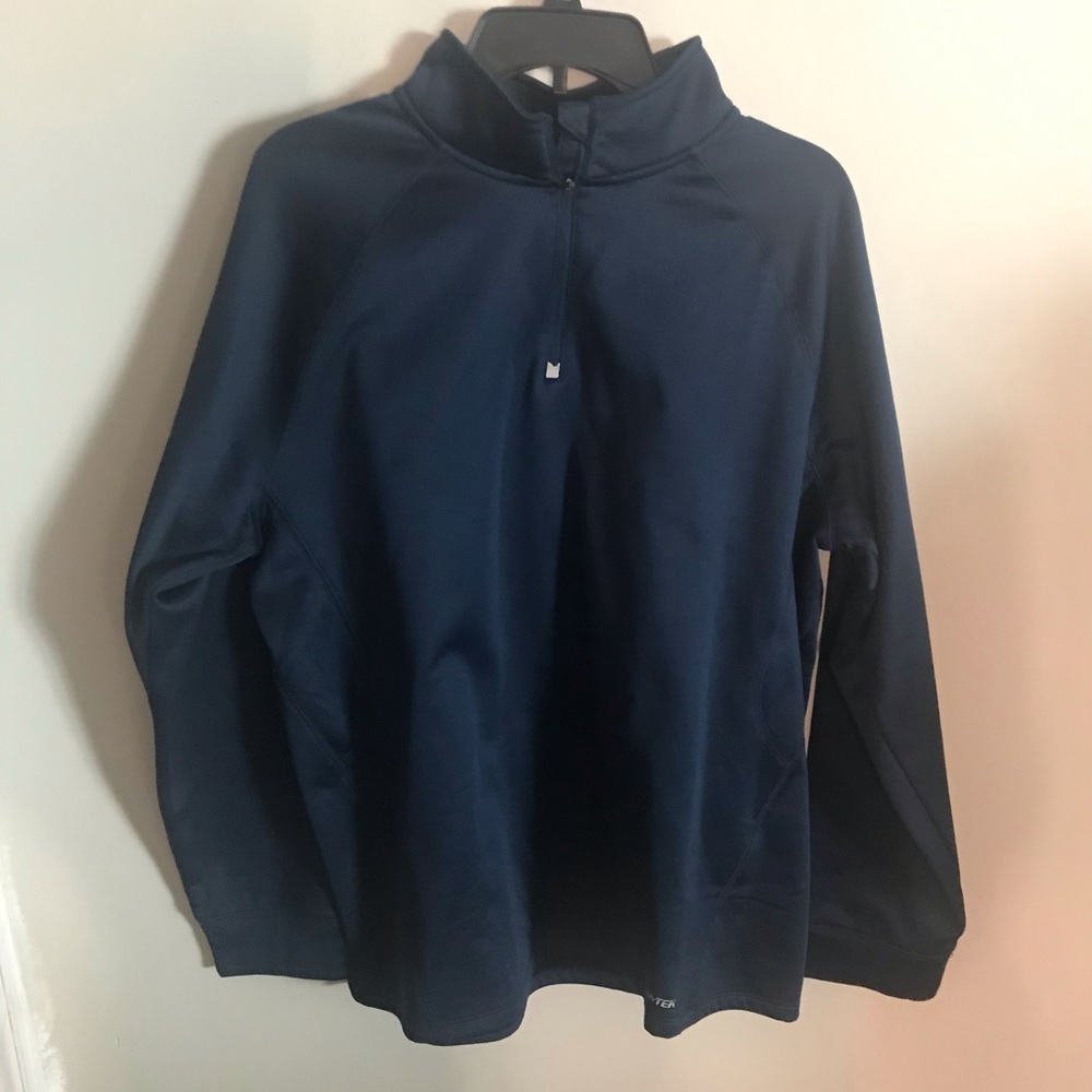Tek Gear, Dry Tek Large Size. Blue Color. Pull Over, Zip Up Front.